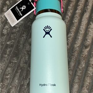 Hydro Flask Light Blue limited edition 32oz